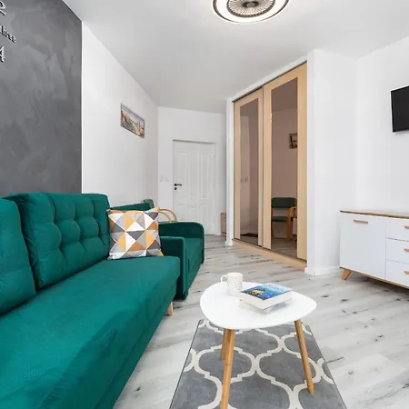 Hexagon Grzybowo By Renters Apartment *